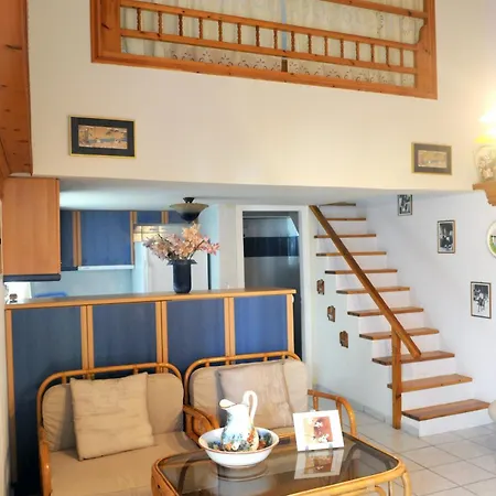 Crisio Apartahotel