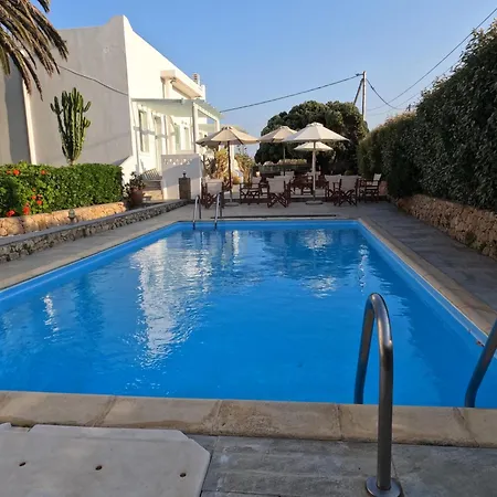 Crisio 3* سكيروس