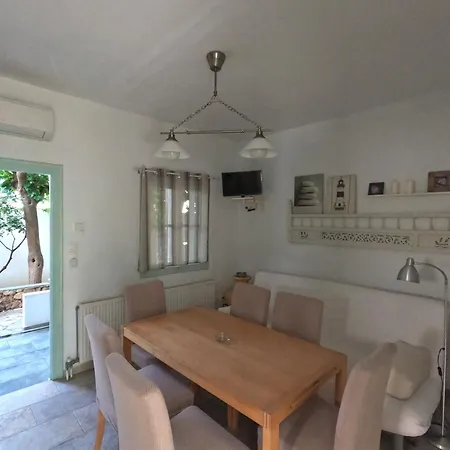 Aparthotel Crisio Skyros