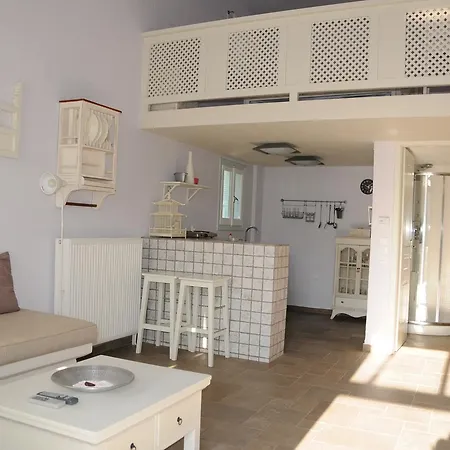 Aparthotel Crisio *